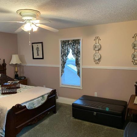 Emerald Necklace Inn Bed And Breakfast Lakewood Exterior foto